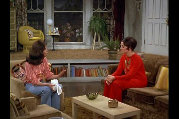 Mary Tyler Moore Show - 01x23 - Smokey The Bear Wants You