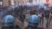 Italie: manifestations violentes contre Matteo Renzi