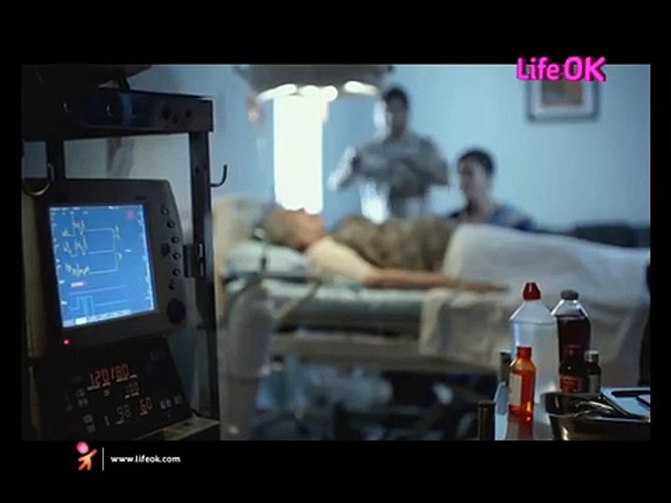 Main Lakshmi Tere Aangan Ki - Khabar Hi Kuch Aisi Hai