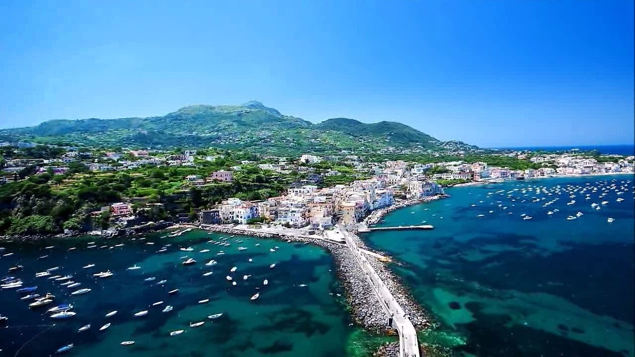 TRAVEL TO ITALY