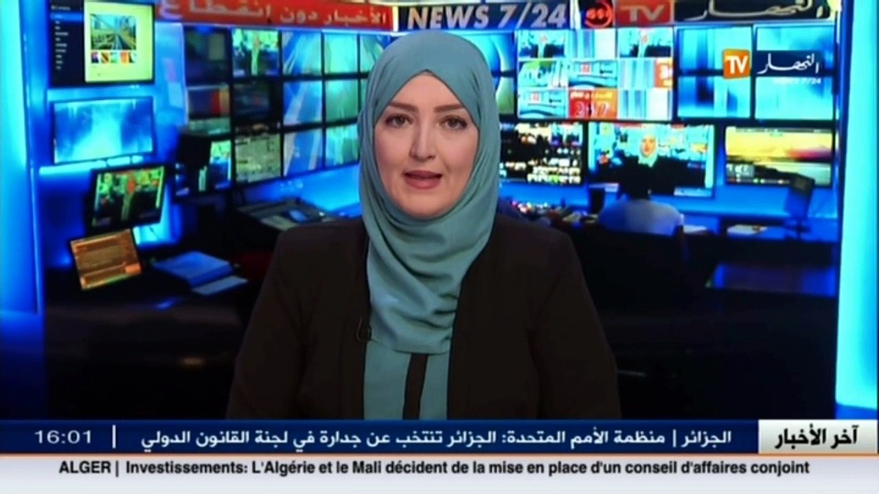 وزير الشؤون الدينية يتبرأ من الطوائف الدينية وي...