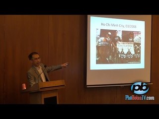 Tiến sĩ Tường Vũ trình bày tại Diễn Đàn Biển Đông, UC Berkeley
