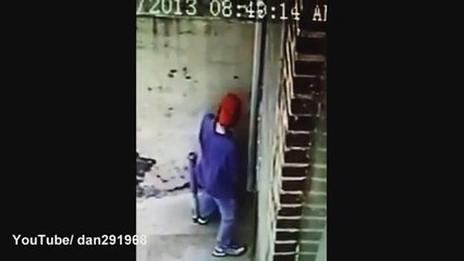 Quand tu en as marre que les gens fassent leurs besoin devant chez toi