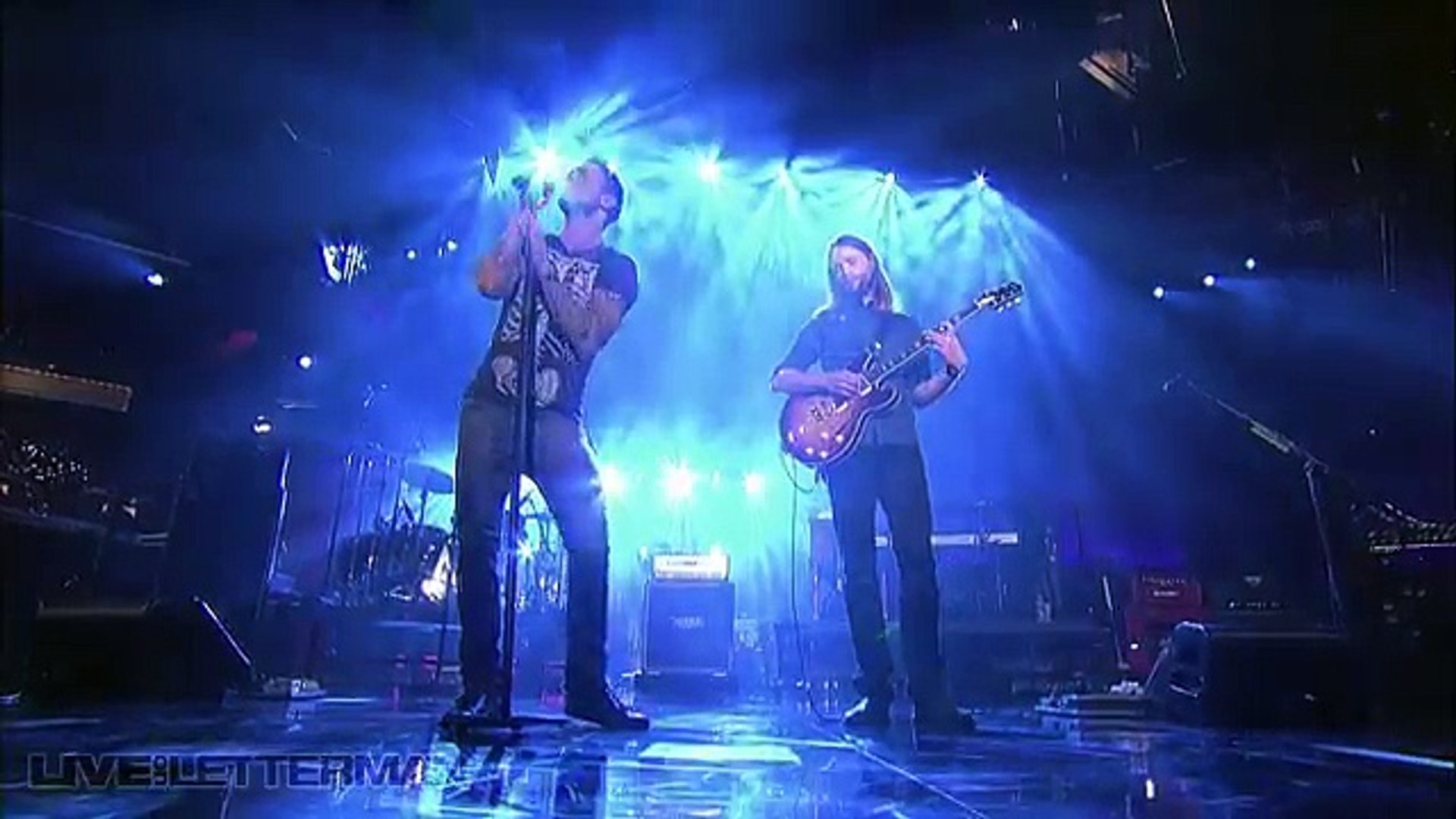 Maroon 5 - She Will Be Loved (Live on Letterman)