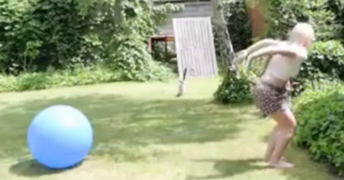 Alman Çiftin Eşek Şakaları - Bu Aşk Karakolda Biter