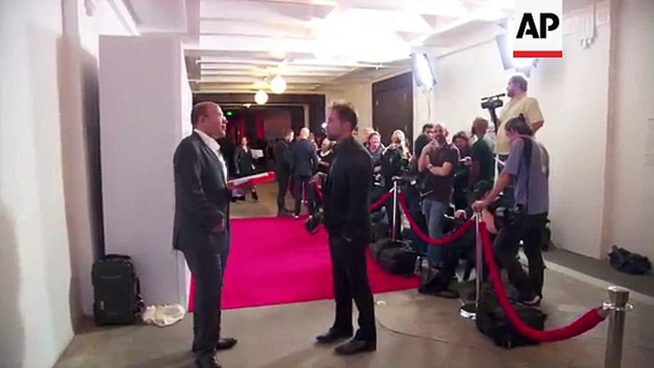 Robert Pattinson at the PhotoCall  GoCampaignGala 05/11/2016