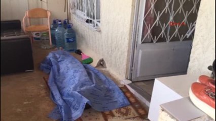 Antalya 'Üzerime Ilk Toprağı Hatice Atsın' Notu Bırakıp Intihar Etti