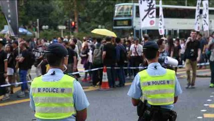 Miles de hongkoneses dicen no a la "intrusión" de Pekín en su Parlamento