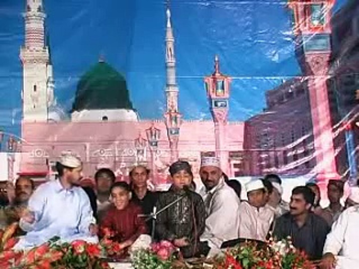 ⁣Lahore Complete Mehfil - Farhan Ali Qadri 2007 New Naat HD