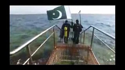 SSGN Soldier Waving Pakistani Flag Inside Ocean