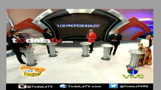 Los Profesionales: ¿Que piensan las mujeres cuando le pides que seha tu novia? #humor-Divertido con Jochy-Video