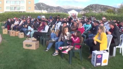 Süs Hayvanları Açık Artırmayla Satıldı