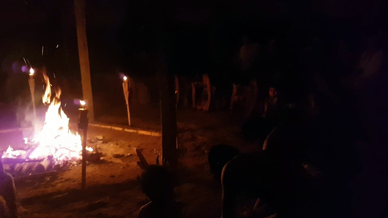 chant chez les mundurukus durant ue ceremonie