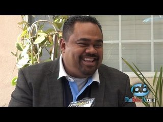 Dũng Taylor "đụng độ" hành khách máy bay phát ngôn kỳ thị chủng tộc