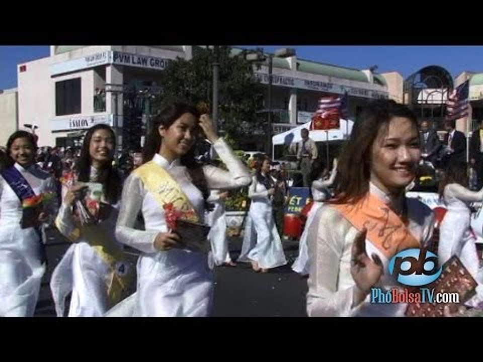 Diễn hành đầu năm Giáp Ngọ 2014 trên đường Bolsa, Little Saigon