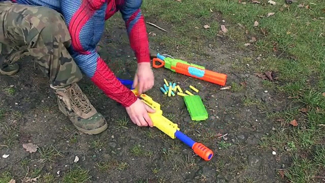 New Sniper Spiderman Castle Adventure in BB Air Pellet Nerf Gun Serie, Superhero Blaster Gun