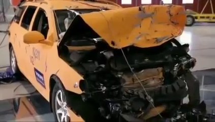 Eski ve Yeni Volvo Çarpışma Testi