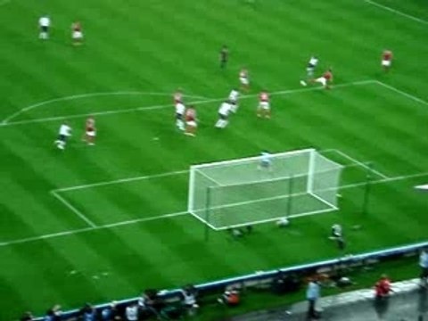 Wright-Phillips in Wembley