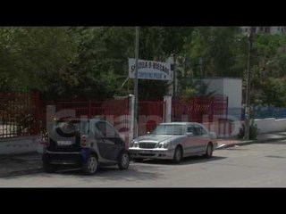 TIRANE/ARRESTOHET 16 - VJECARI, I VE GJOBE DREJTORIT TE SHKOLLES