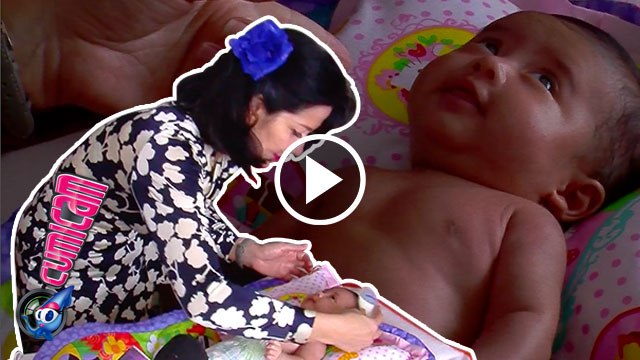 Venna Melinda Cekatan Mengurus Baby Vania - Cumicam 07 November 2016