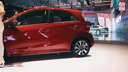 Pameran Otomotif dan Peluncuran Mobil Terbaru di IIMS 2016