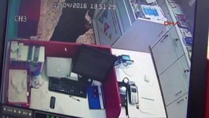 Inegöl Polis Peçeli ?tırnakçıyı" Arıyor