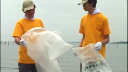 ラバーガール　－　「海岸掃除」＆「ファン」