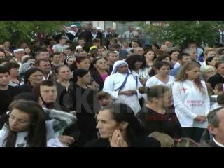 Meshë kushtuar Nënë Terezës në Katedralen e Vaut të Dejës