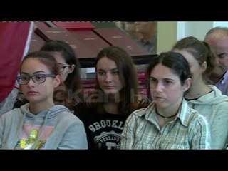 NIKOLLA: ANKIMIMET E MATURANTEVE JOFITUES, TE ULETA