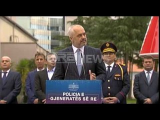 Ora News - Ja si duket policia me uniformat e reja. Rama falenderon Erdogan