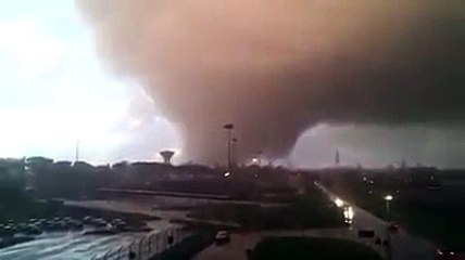Une tornade impressionnante a frappé Rome (Italie) le 6 novembre 2016