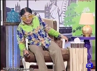 Azizi as TV Viewer 'Nazir Malik' Thrashes the Electronic Media, Anchors and Morning Shows