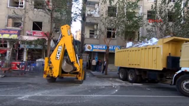 Diyarbakır-Bombalı Saldırıyla Ilgili 10 Kişi Gözaltına Alındı