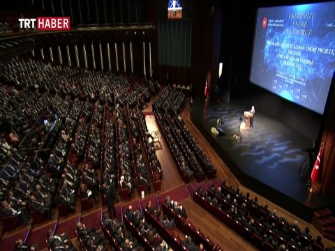 'Enerjide dışa bağımlılığı azaltacak projeler üzerinde çalışıyoruz'