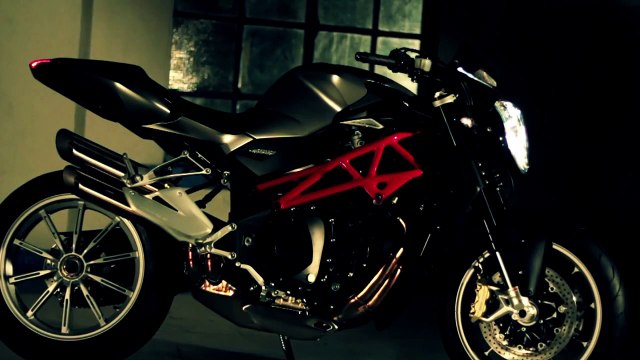 MV AGUSTA BRUTALE MY13