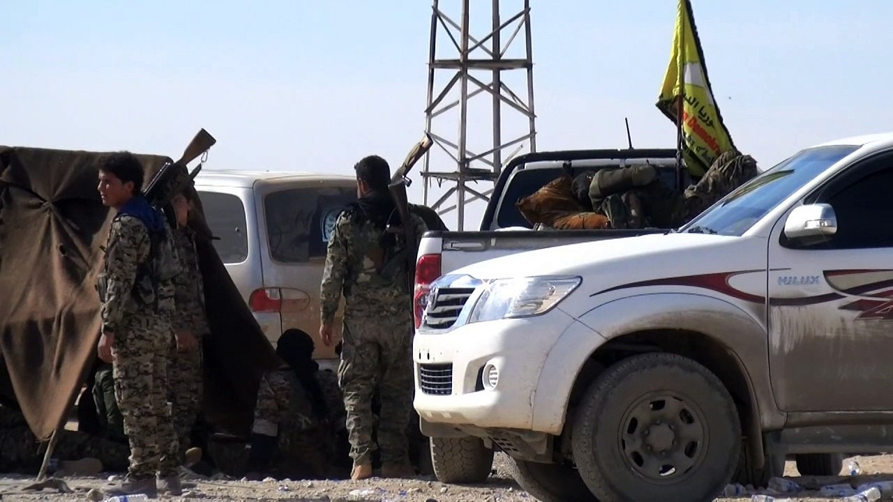 قوات سوريا الديموقراطية تتقدم باتجاه مدينة الرقة السورية