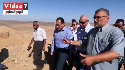 وزير الإسكان يصاب بالإحباط بسبب عيوب فنية فى "كيما 2" بأسوان