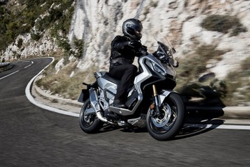 VÍDEO: Nuevo Honda X-ADV: llega el trailscooter