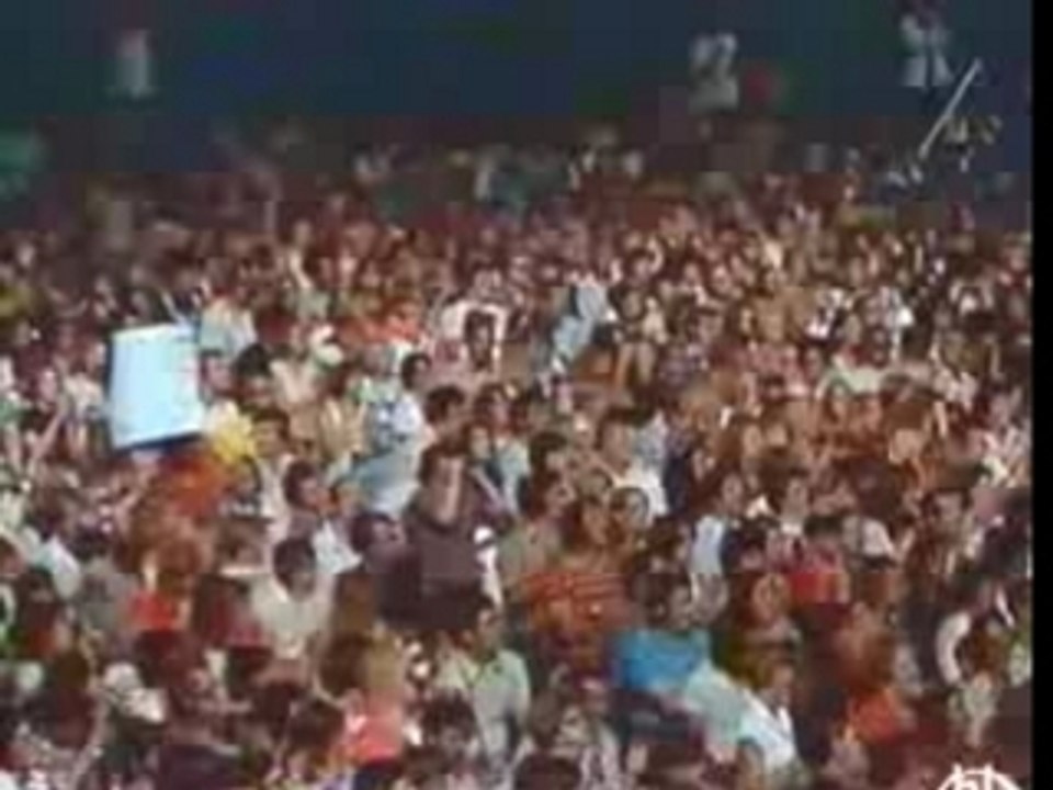 Elvis Presley-Are you lonesome tonight 1977