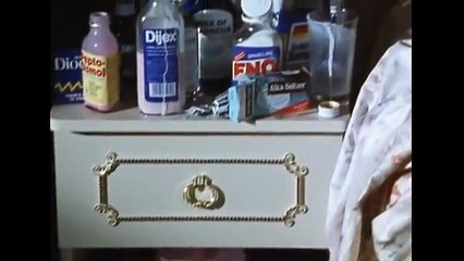 Mr Bean - Naked in hotel