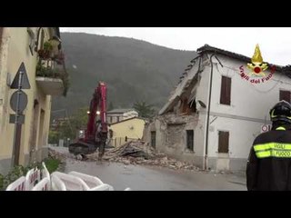 Pieve Torina (MC) - Smontaggio controllato (06.11.16)