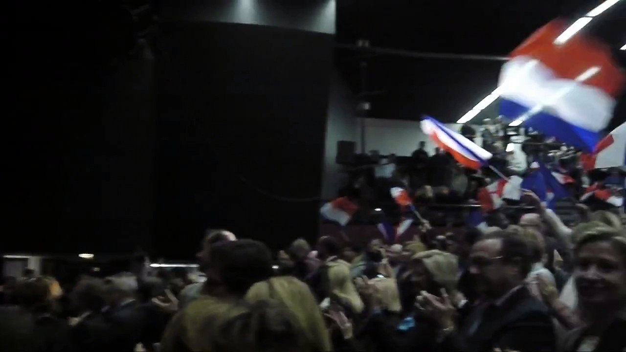 réunion publique de Nicolas Sarkozy à Neuilly-sur-Seine (00068.MTS)