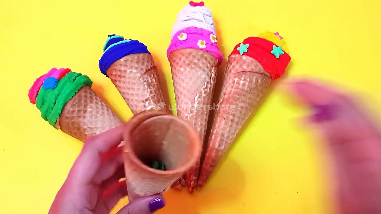 Play Doh Eggs - İce Cream surprise - Cars la pelicula Minions pelicula Hello kitty pelicula