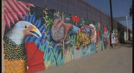 Muro fronterizo de EE.UU. se convierte en lienzo
