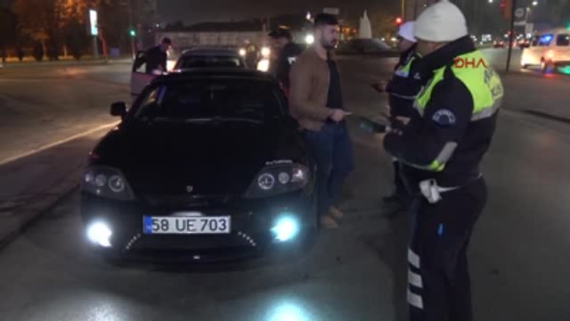 Sivas'ta Asayiş ve Trafik Uygulamaları Artırıldı