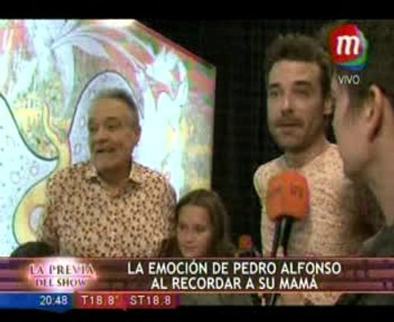 Back Pedro baile Merengue en familia en La Previa del Show - 07 de Noviembre