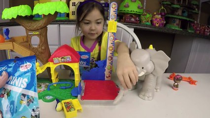 LITTLE PEOPLE Mia Helps Elephant Learn to Count Egg Surprise Opening Thomas Toy Trains Shorts part4
