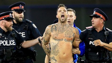 Blue Jays Fan Strips & Runs On Field