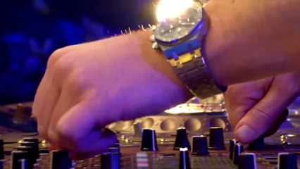 Hardwell Live at Tomorrowland 2015 [FULL HD + Intro]_34