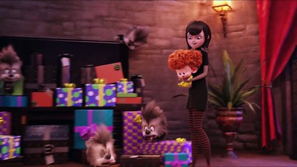 Hotel Transylvania 2 - Dennis s First Birthday Party